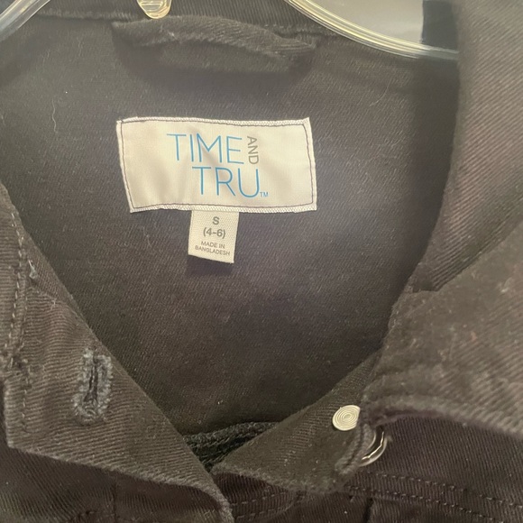 Time and Tru NWT black denim jacket size 4/6 - Picture 4 of 4